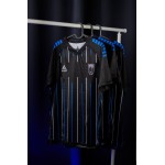 Uomo IK Sirius terza maglia riscaldamento 2026