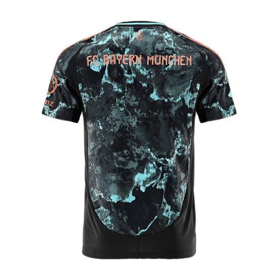 Maglia Trasferta Bayern Monaco Uomo 2024/25 Maglia Trasferta Bayern Monaco Uomo 2024/25