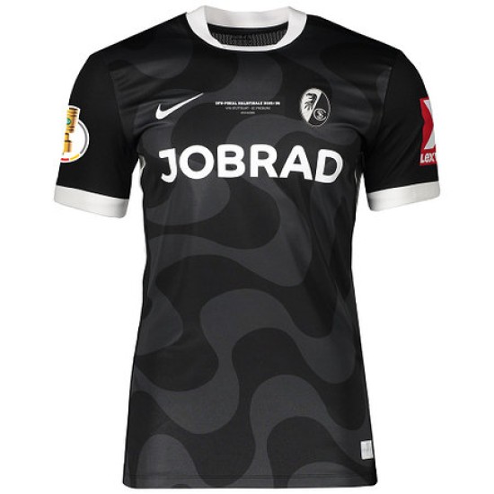 Maglia da trasferta SC Freiburg 2025/26 Coppa DFB Semifinale – Bambino Maglia da trasferta SC Freiburg 2025/26 Coppa DFB Semifinale – Bambino