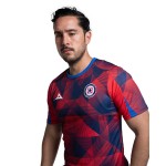 Maglia Donna Cruz Azul Terza Riscaldamento 2025/26 – Rosso/Blu Navy Maglia Donna Cruz Azul Terza Riscaldamento 2025/26 – Rosso/Blu Navy