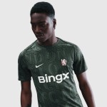Chelsea Uomo 2025/26 Terza Maglia Pre-Partita - Verde Chelsea Uomo 2025/26 Terza Maglia Pre-Partita - Verde